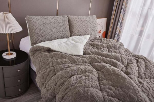 Venedikt jorgan 200x230 cm sa 2 jastučnice – pliš/krzno - Slika 7